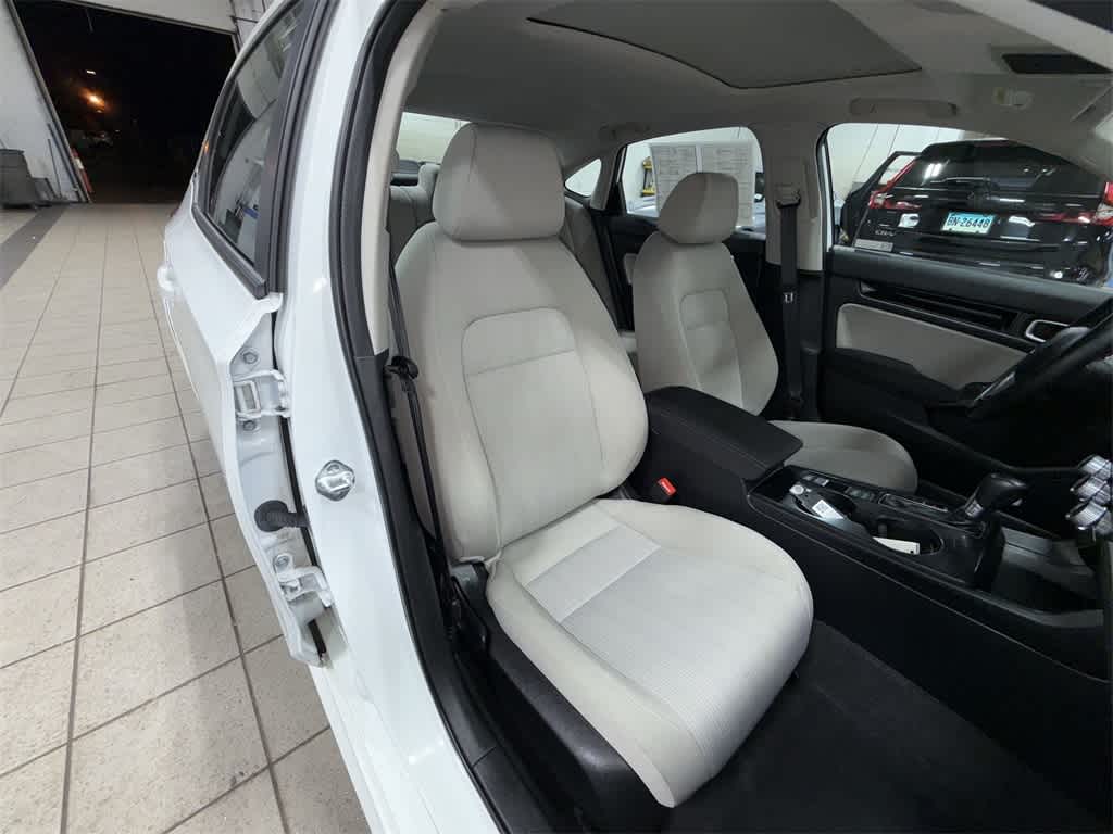 Thumbnail: 2022 Honda Civic - 16