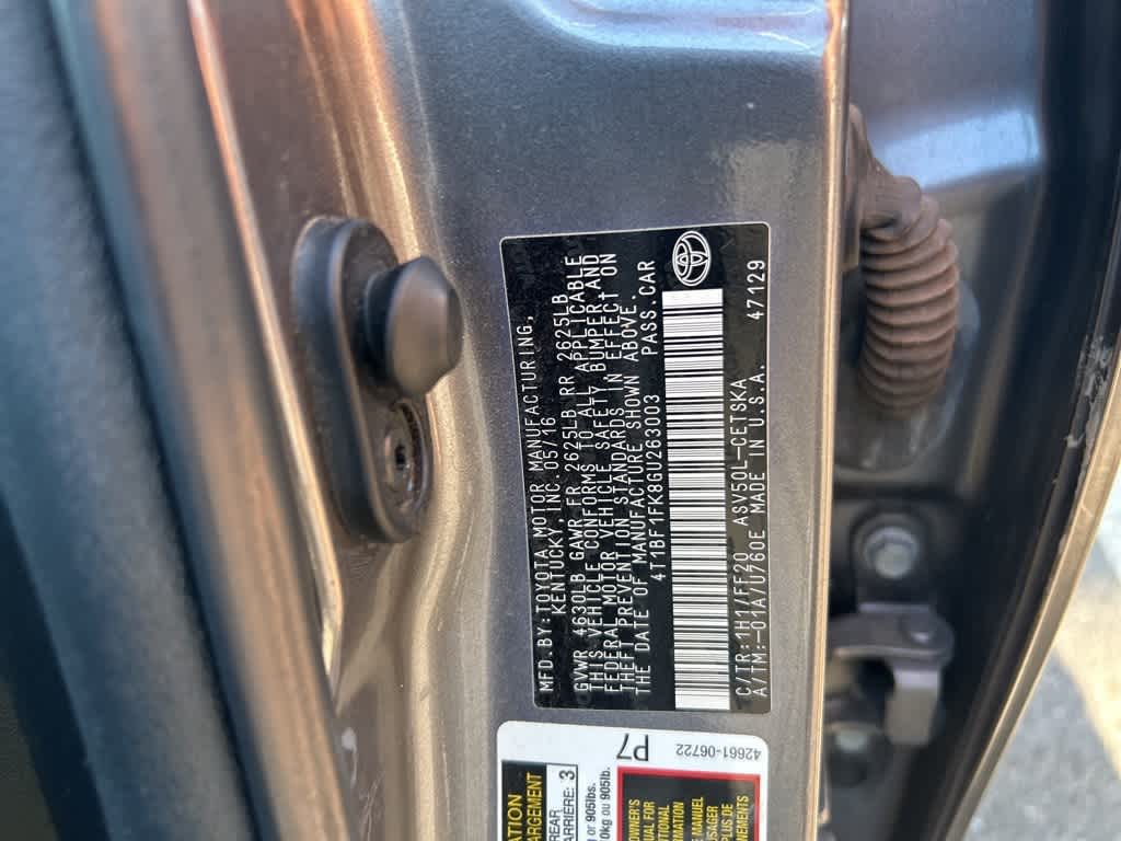 Thumbnail: 2016 Toyota Camry - 16