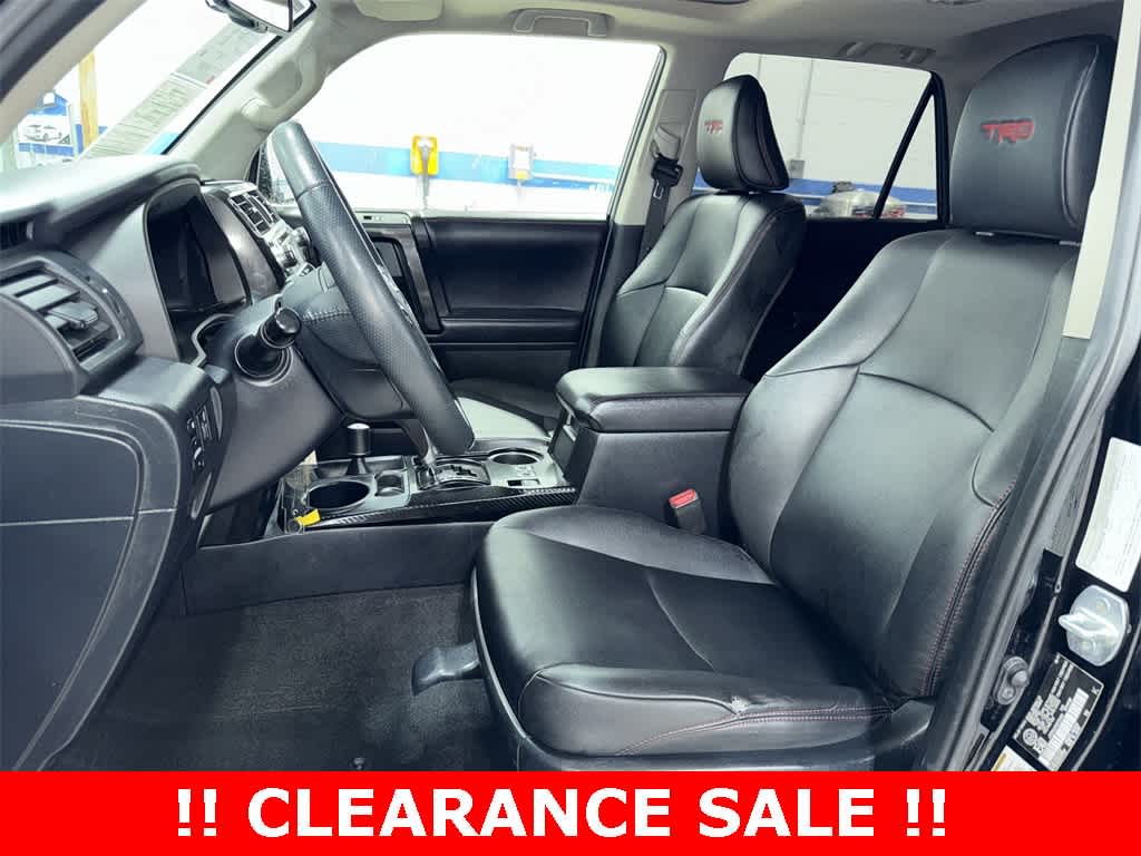 Thumbnail: 2019 Toyota 4Runner - 15