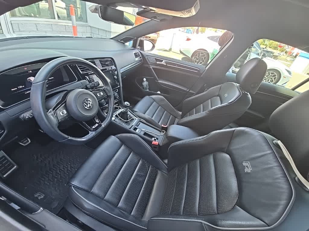 Thumbnail: 2018 Volkswagen Golf - 19