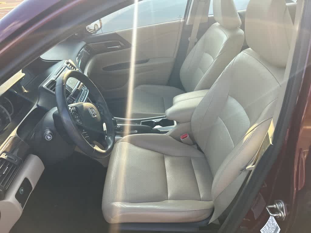 Thumbnail: 2016 Honda Accord - 13