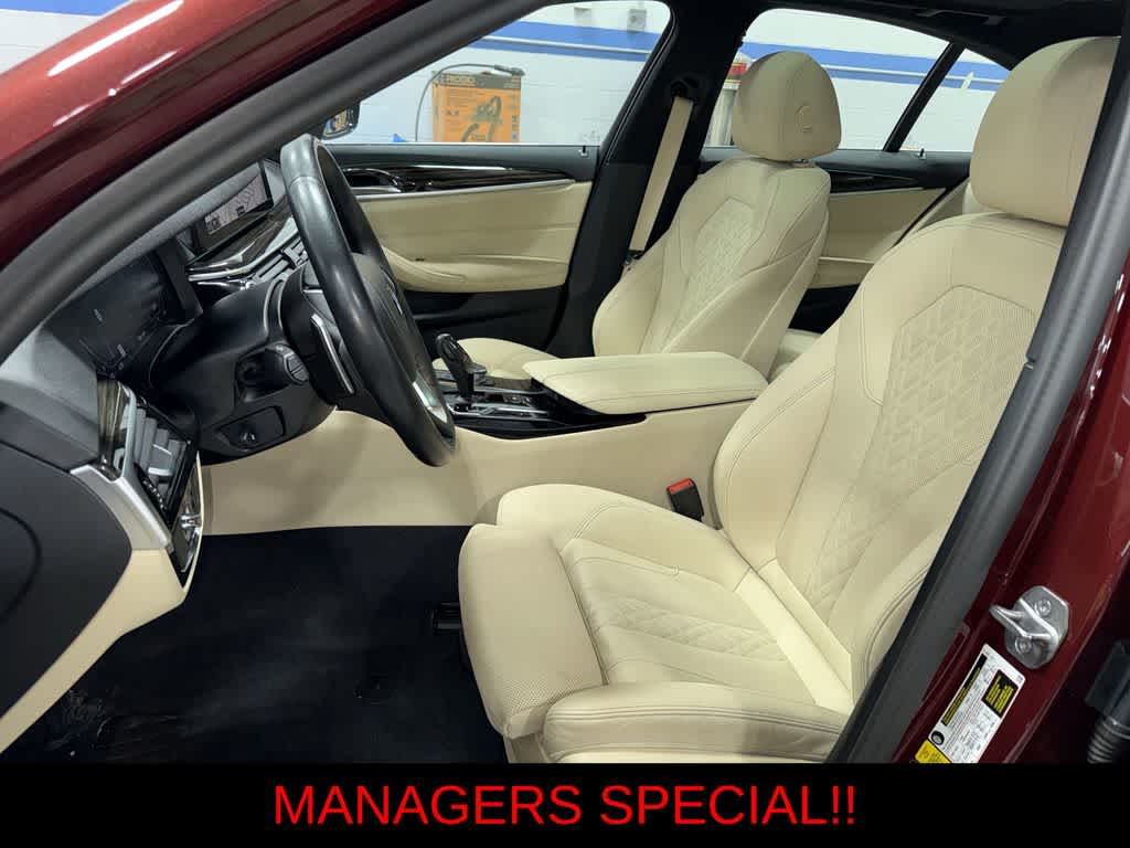 Thumbnail: 2023 BMW 5 Series - 15