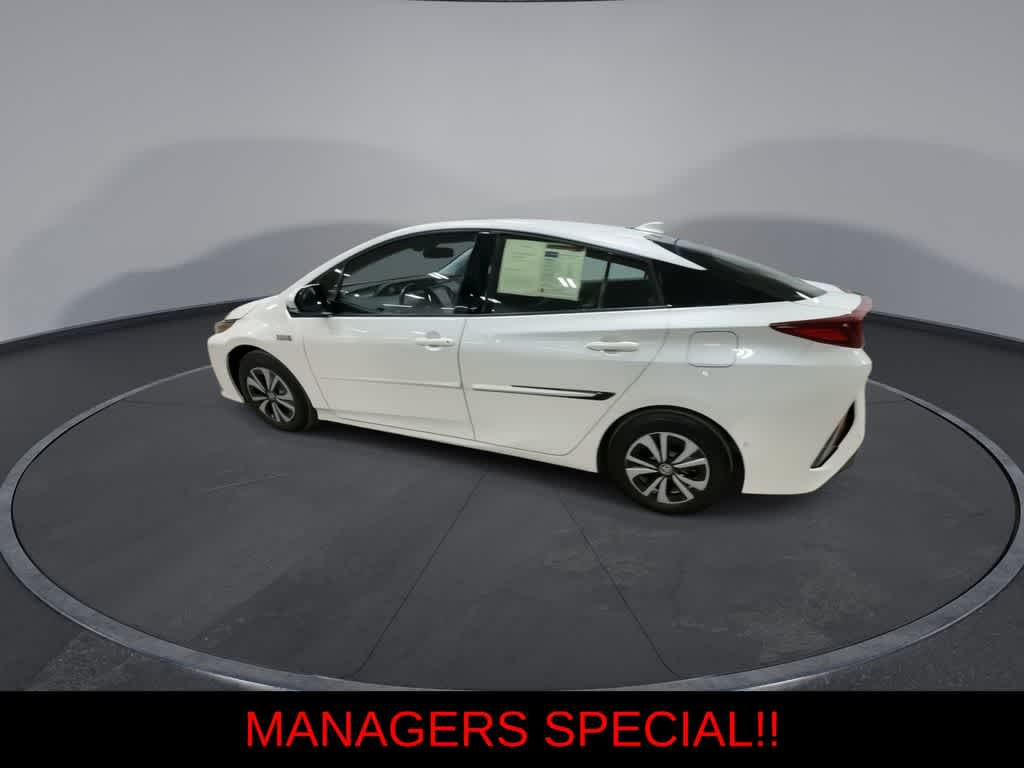 Thumbnail: 2018 Toyota Prius Prime - 6
