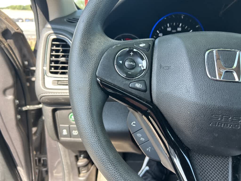 Thumbnail: 2016 Honda HR-V - 4