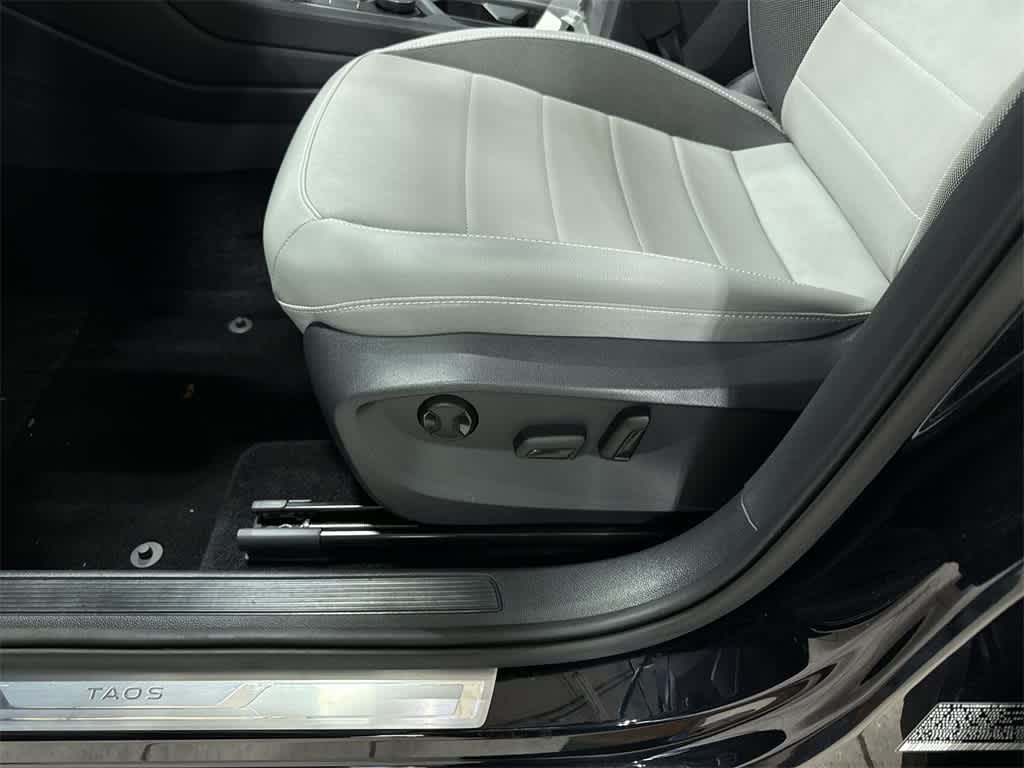 Thumbnail: 2023 Volkswagen Taos - 23