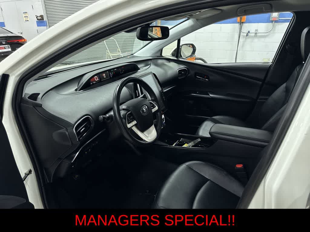 Thumbnail: 2018 Toyota Prius Prime - 29