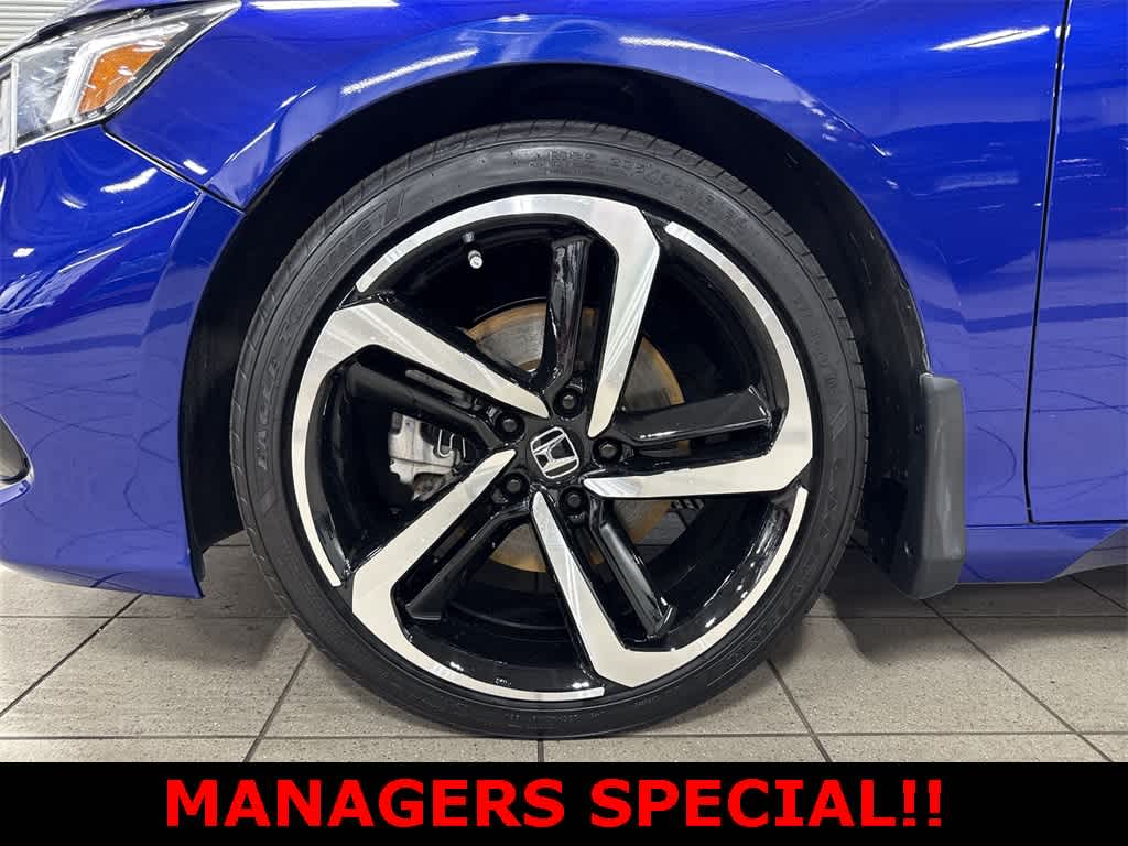 Thumbnail: 2022 Honda Accord - 10