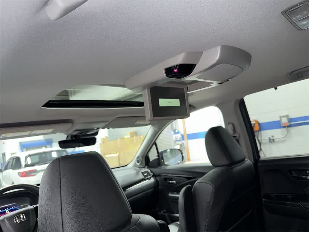 Thumbnail: 2022 Honda Pilot - 26