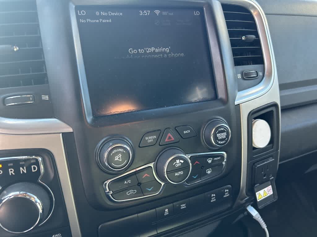 Thumbnail: 2019 RAM 1500 Classic - 9