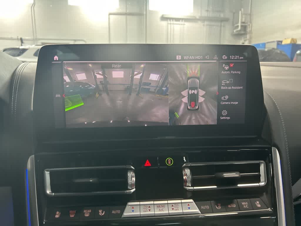 Thumbnail: 2023 BMW M8 - 24