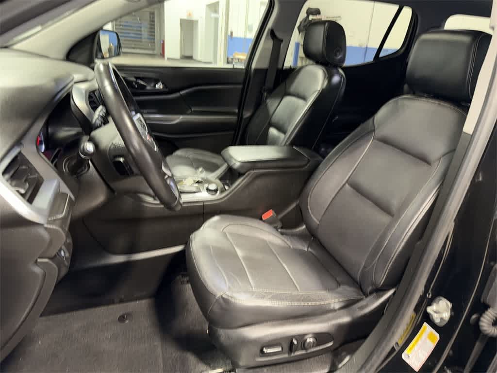 Thumbnail: 2017 GMC Acadia - 15