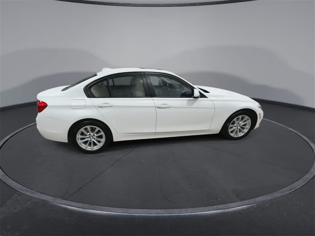 Thumbnail: 2017 BMW 3 Series - 9