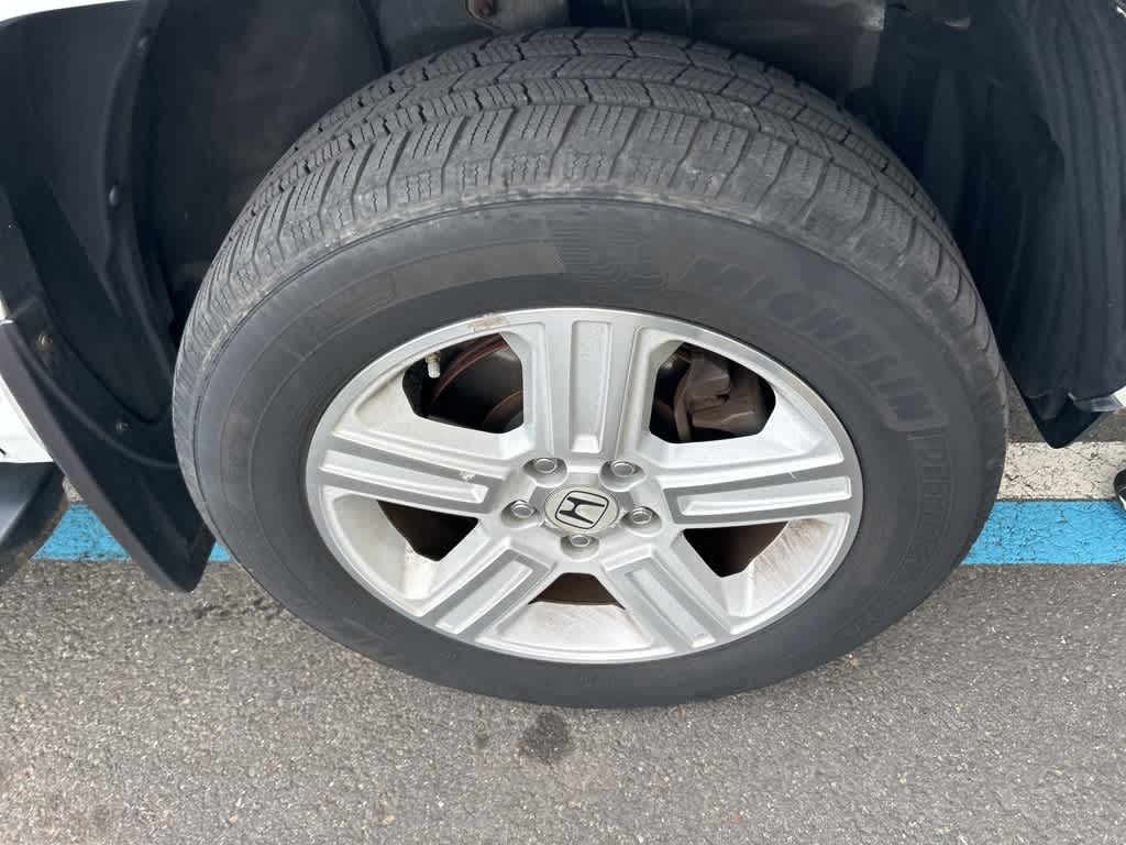 Thumbnail: 2014 Honda Ridgeline - 18