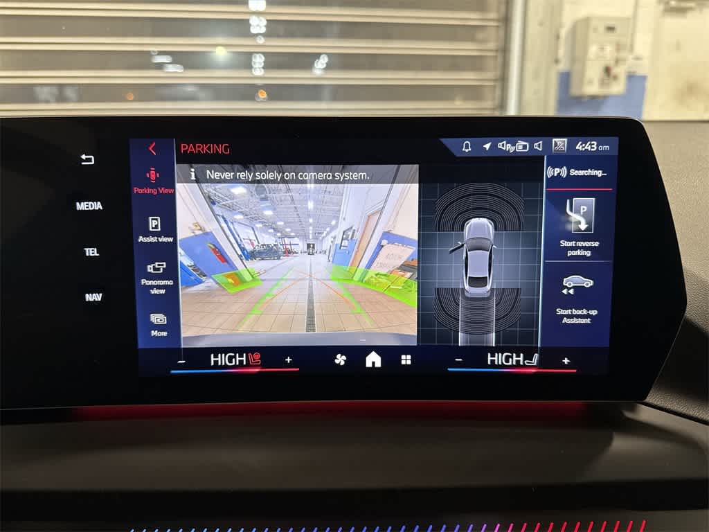 Thumbnail: 2025 BMW 2 Series - 23