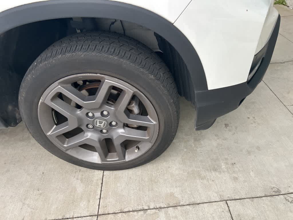 Thumbnail: 2023 Honda Passport - 17