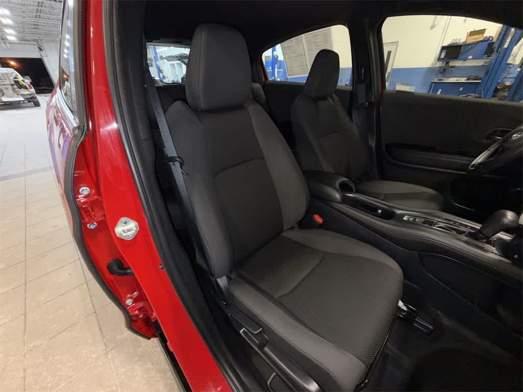 Thumbnail: 2020 Honda HR-V - 16