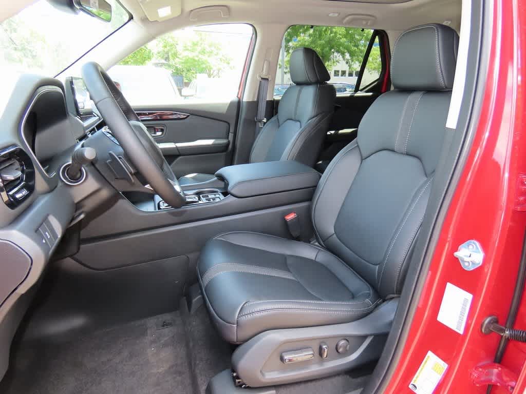 Thumbnail: 2025 Honda Pilot - 12