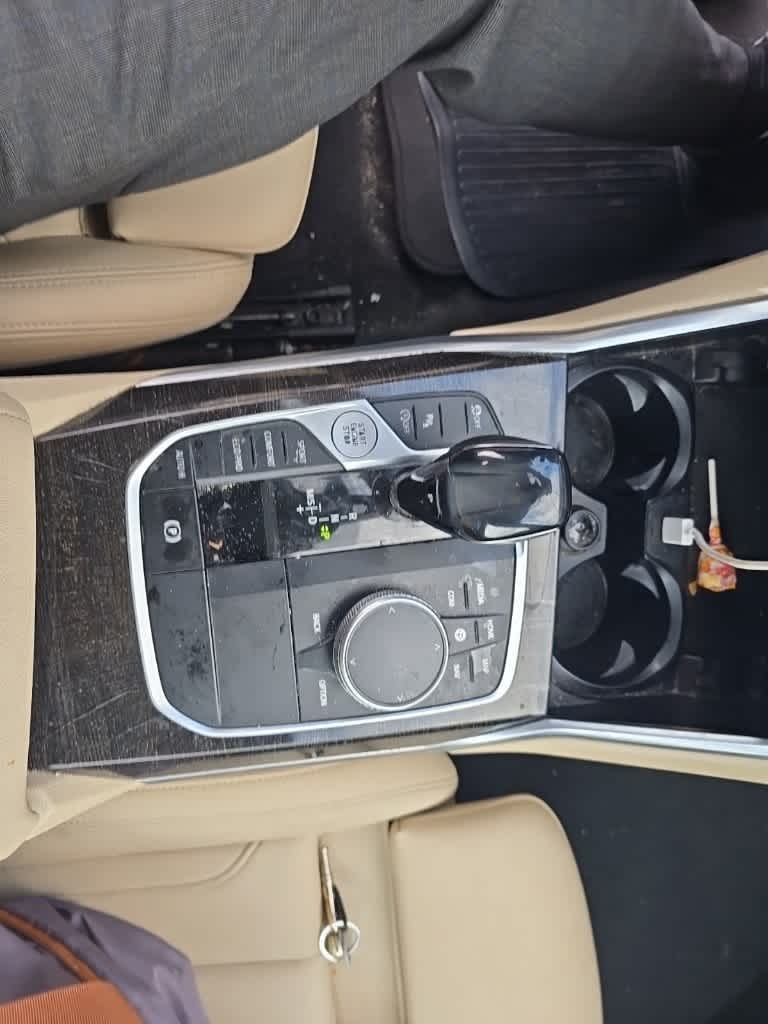 Thumbnail: 2021 BMW 3 Series - 23
