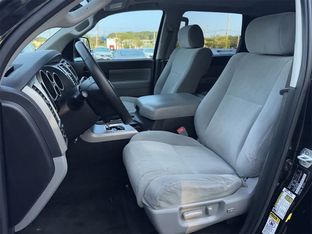 Thumbnail: 2017 Toyota Sequoia - 14