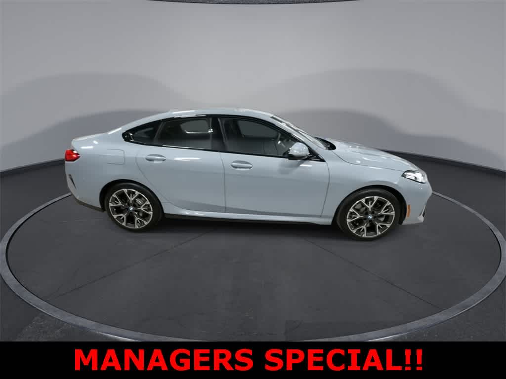 Thumbnail: 2025 BMW 2 Series - 9