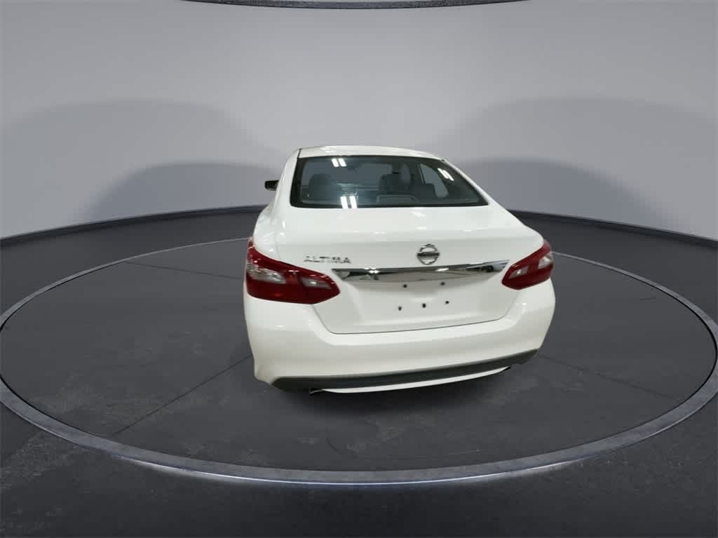 Thumbnail: 2018 Nissan Altima - 7