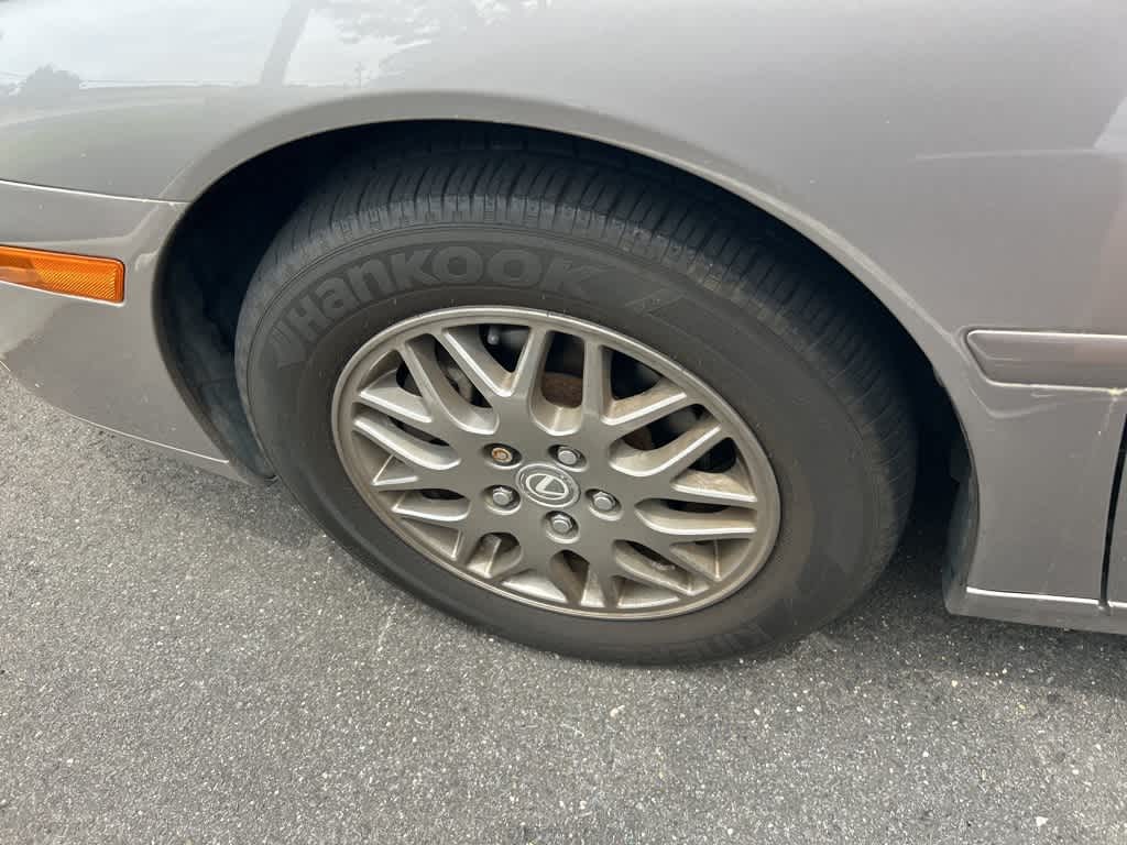 Thumbnail: 2004 Lexus ES - 24