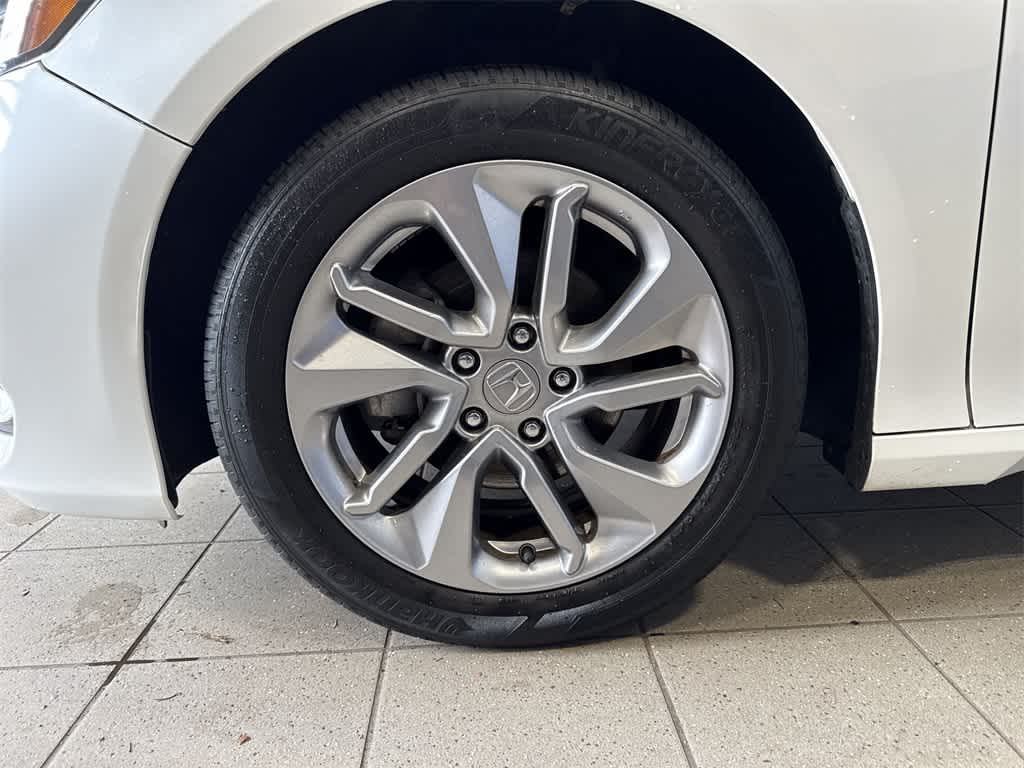 Thumbnail: 2019 Honda Accord - 10