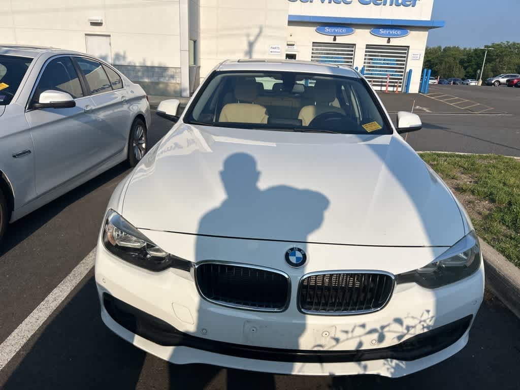 2017 BMW 3 Series 320i xDrive 2