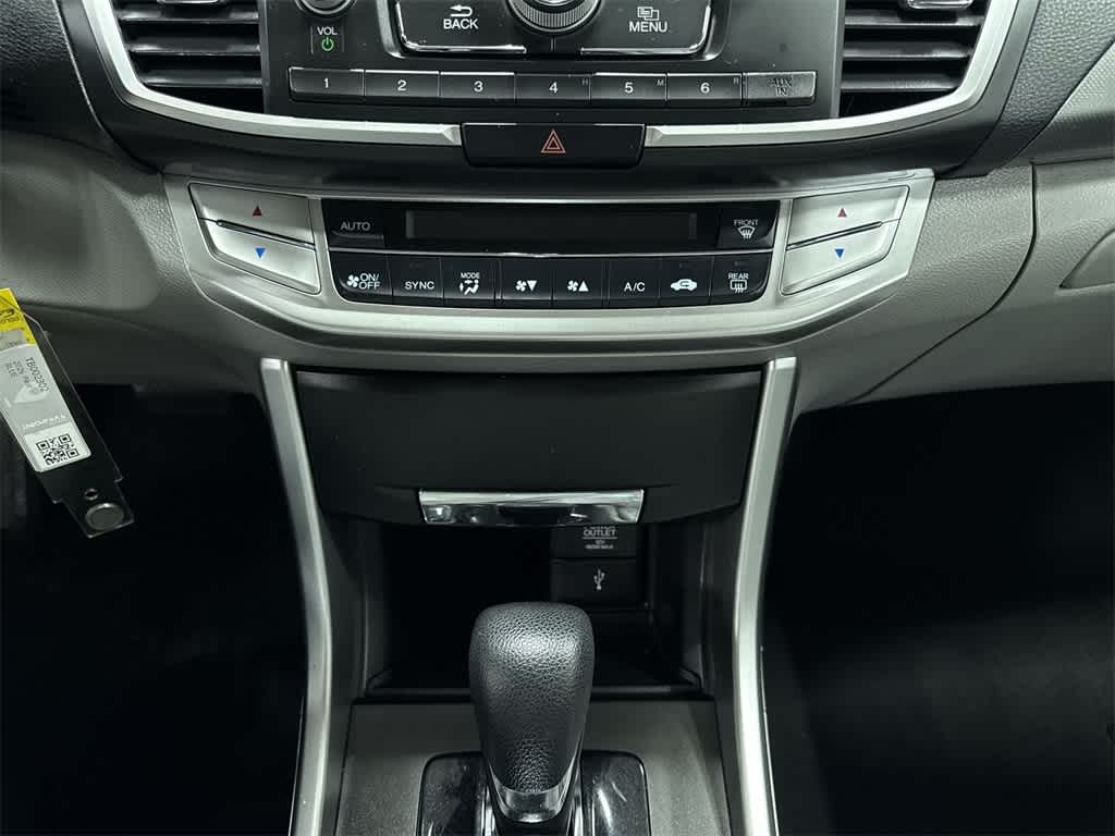 Thumbnail: 2014 Honda Accord - 21