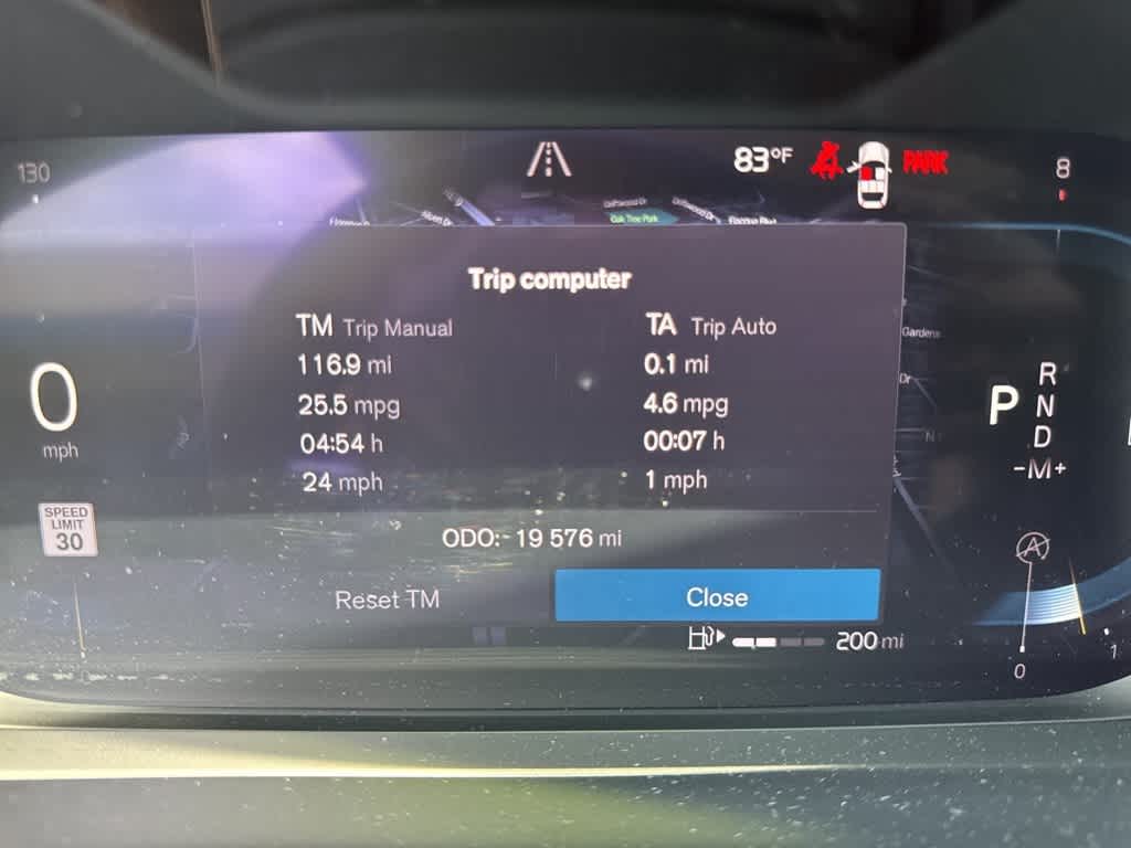 Thumbnail: 2023 Volvo XC40 - 12