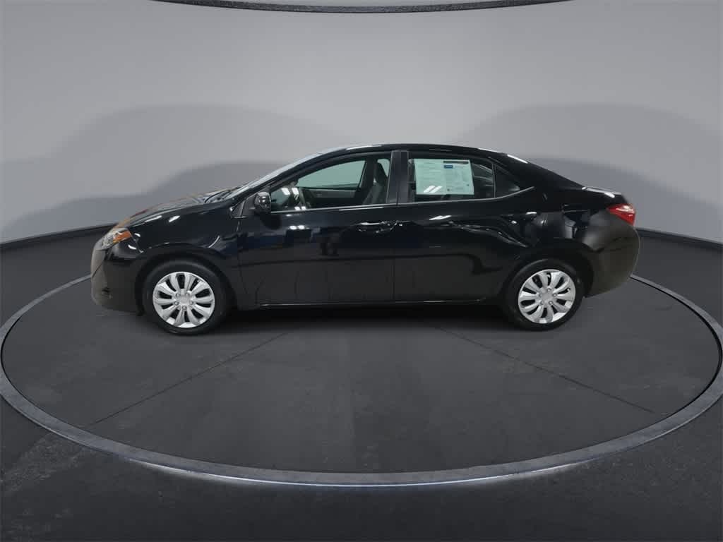 Thumbnail: 2018 Toyota Corolla - 5