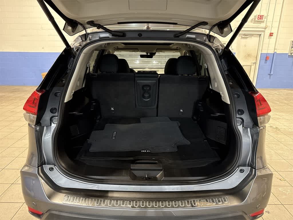 Thumbnail: 2019 Nissan Rogue - 11