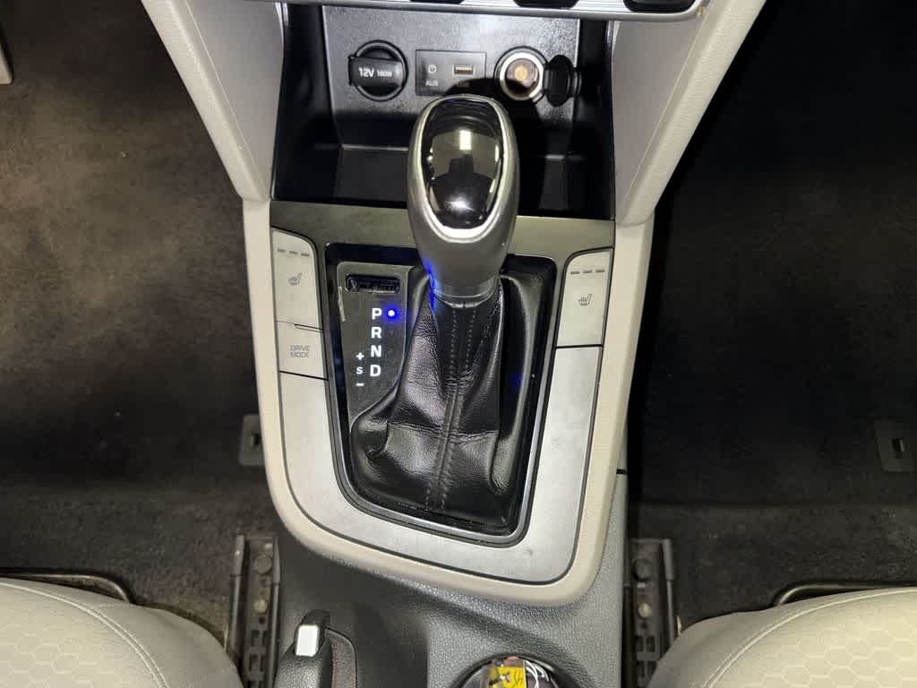 Thumbnail: 2020 Hyundai Elantra - 28
