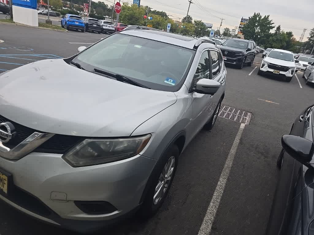 Thumbnail: 2016 Nissan Rogue - 1