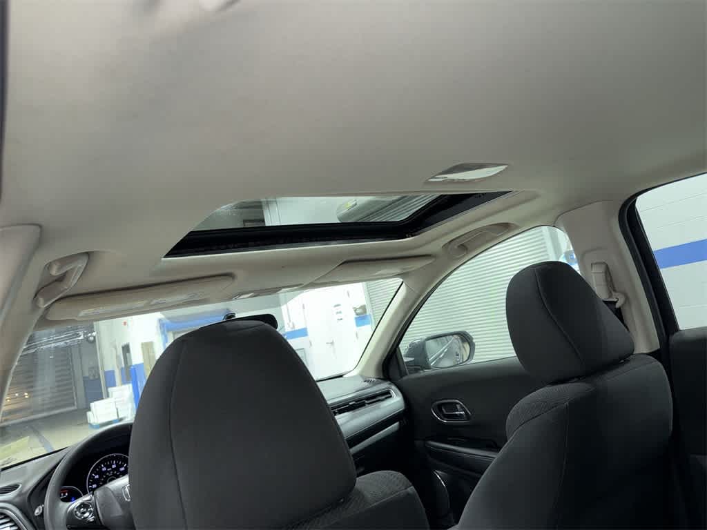 Thumbnail: 2017 Honda HR-V - 22