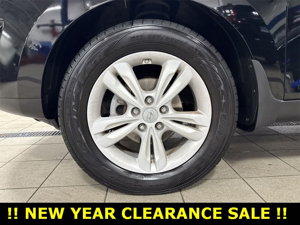 Thumbnail: 2011 Hyundai Tucson - 10