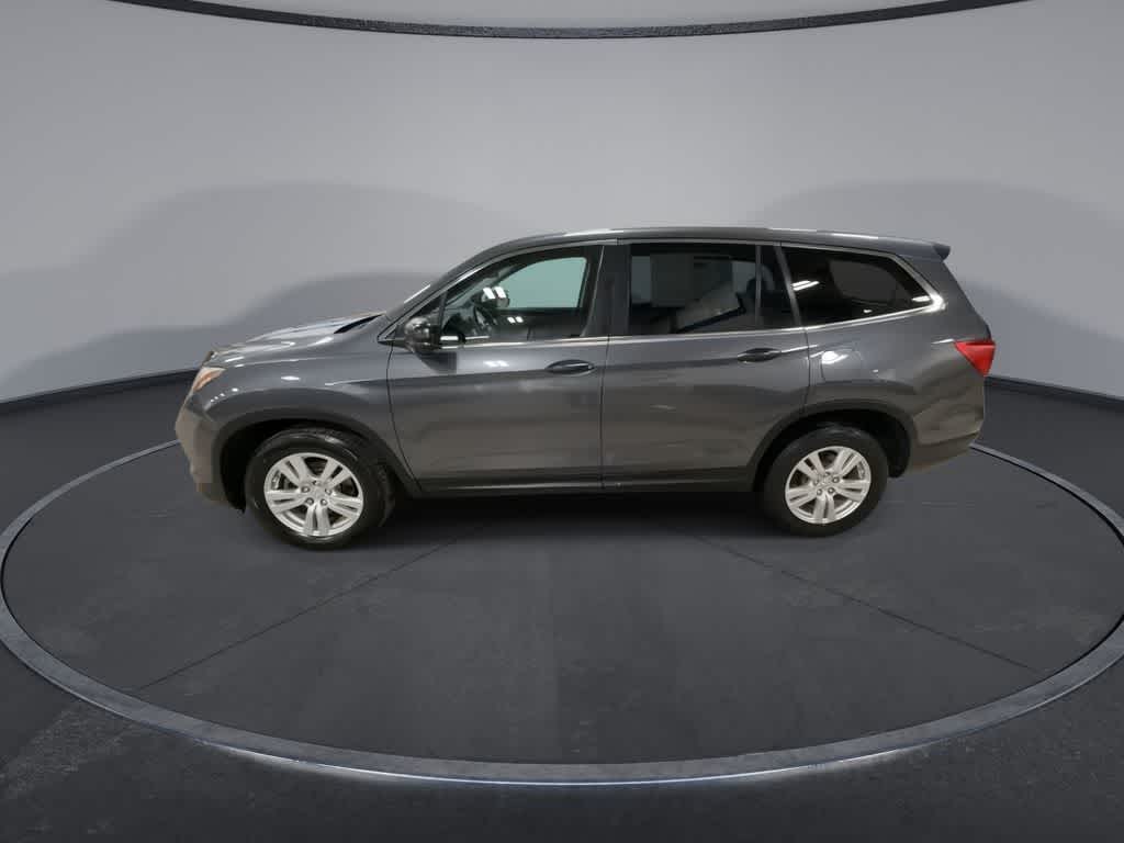 Thumbnail: 2016 Honda Pilot - 5