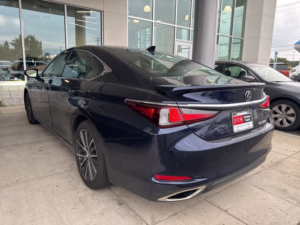 Thumbnail: 2022 Lexus ES - 2