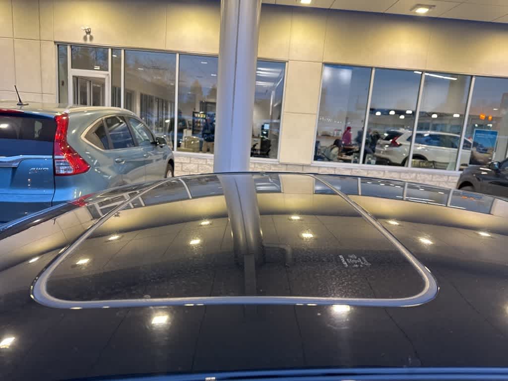 Thumbnail: 2011 Lexus ES - 9