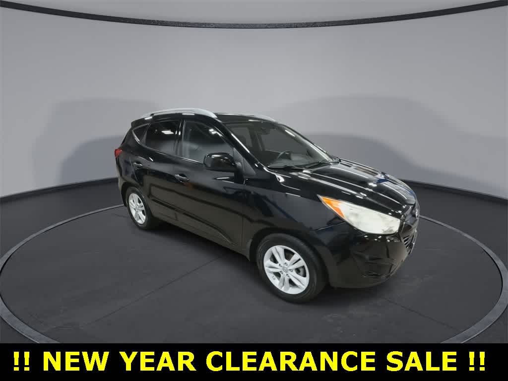 Thumbnail: 2011 Hyundai Tucson - 2