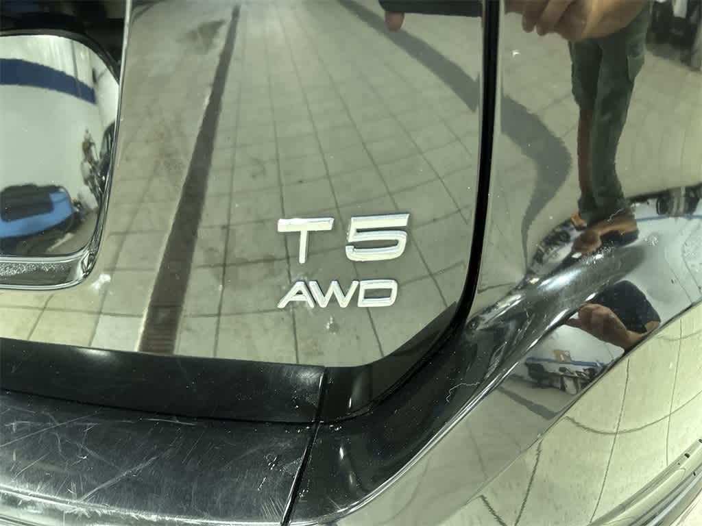 Thumbnail: 2015 Volvo XC60 - 28