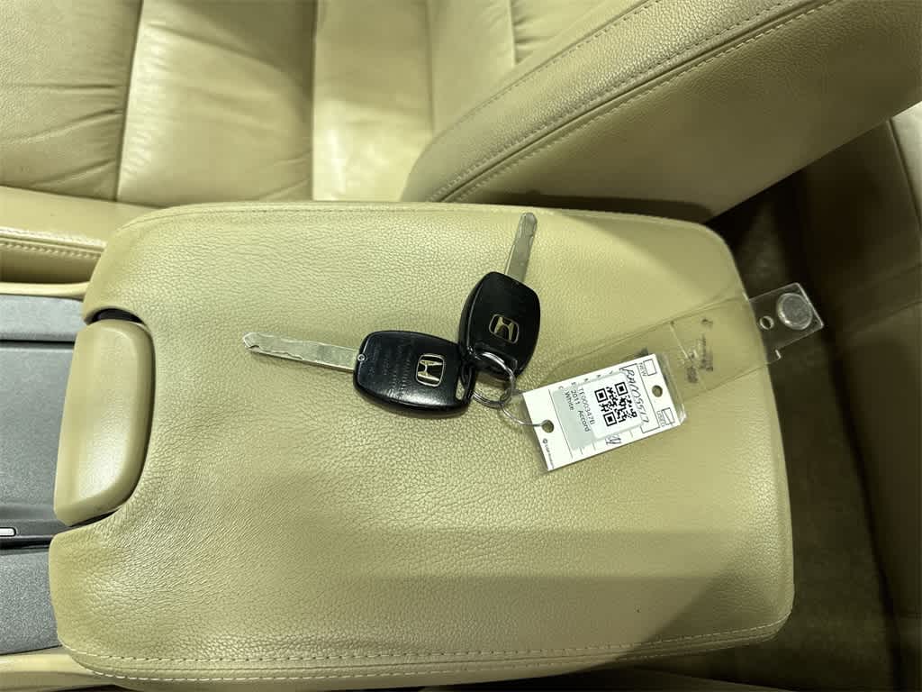 Thumbnail: 2011 Honda Accord - 30