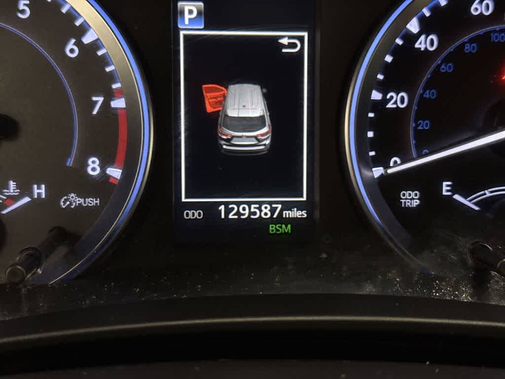 Thumbnail: 2017 Toyota Highlander - 20