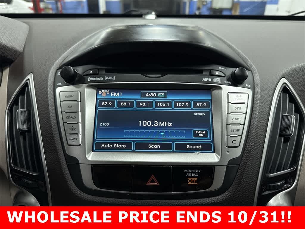 Thumbnail: 2011 Hyundai Tucson - 21