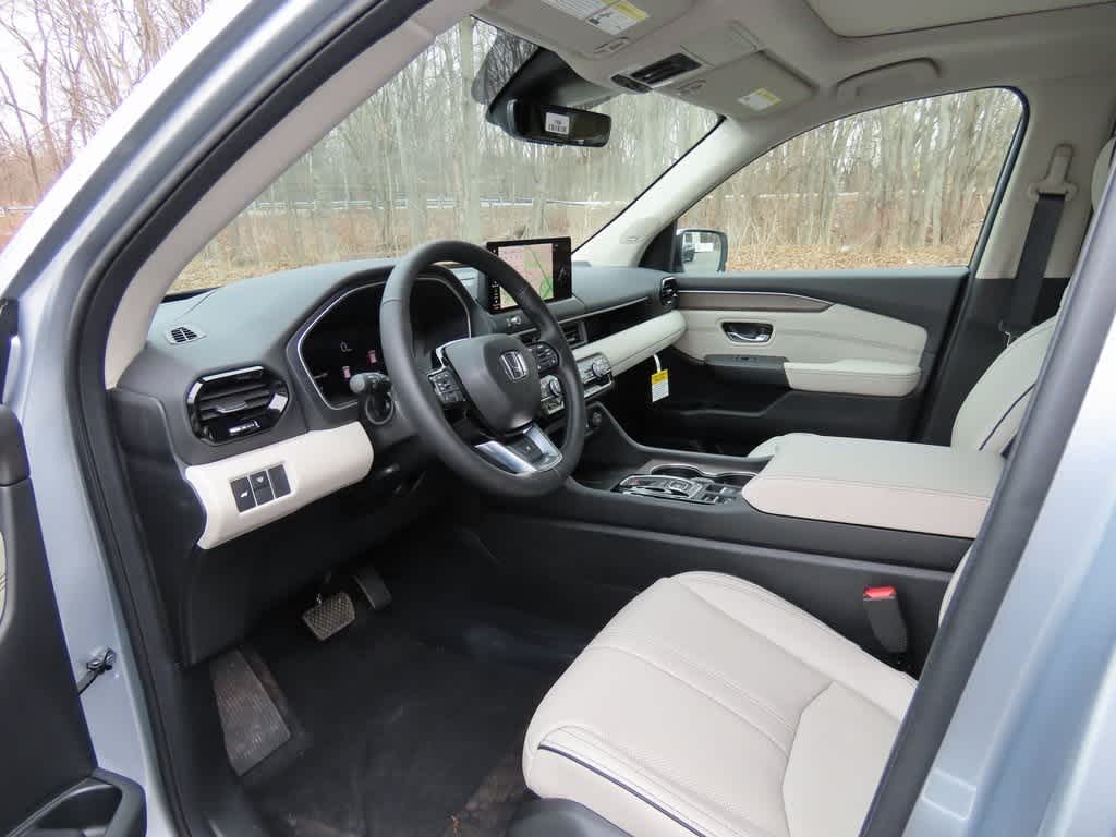 Thumbnail: 2026 Honda Pilot - 2