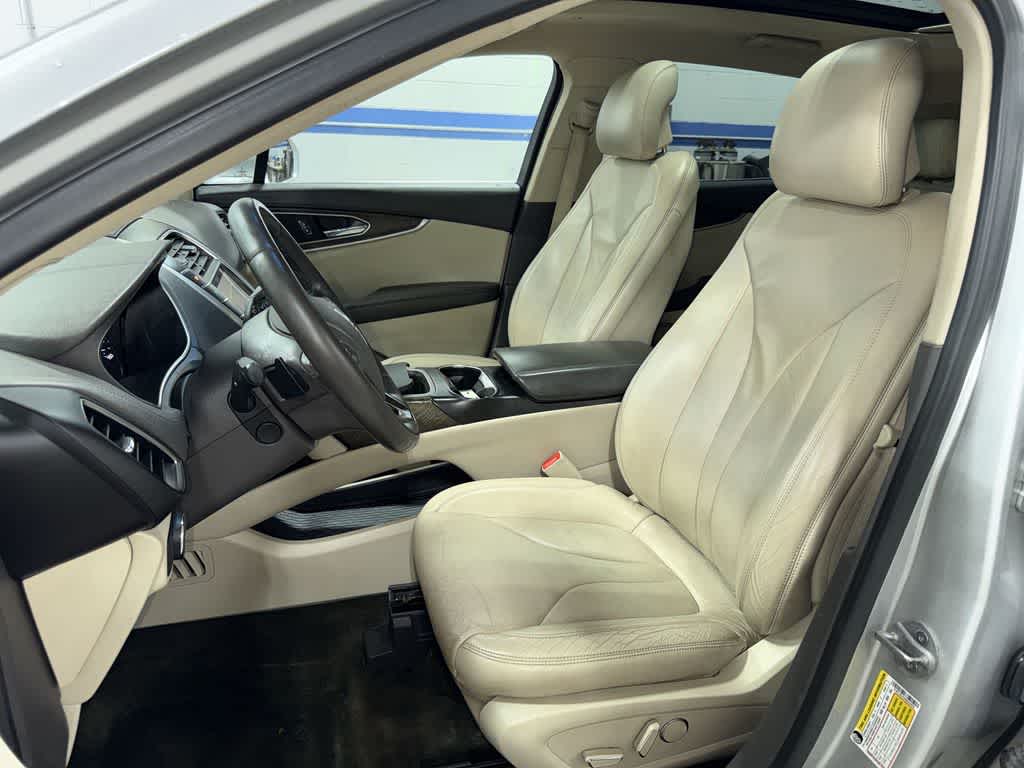 Thumbnail: 2016 Lincoln MKX - 15