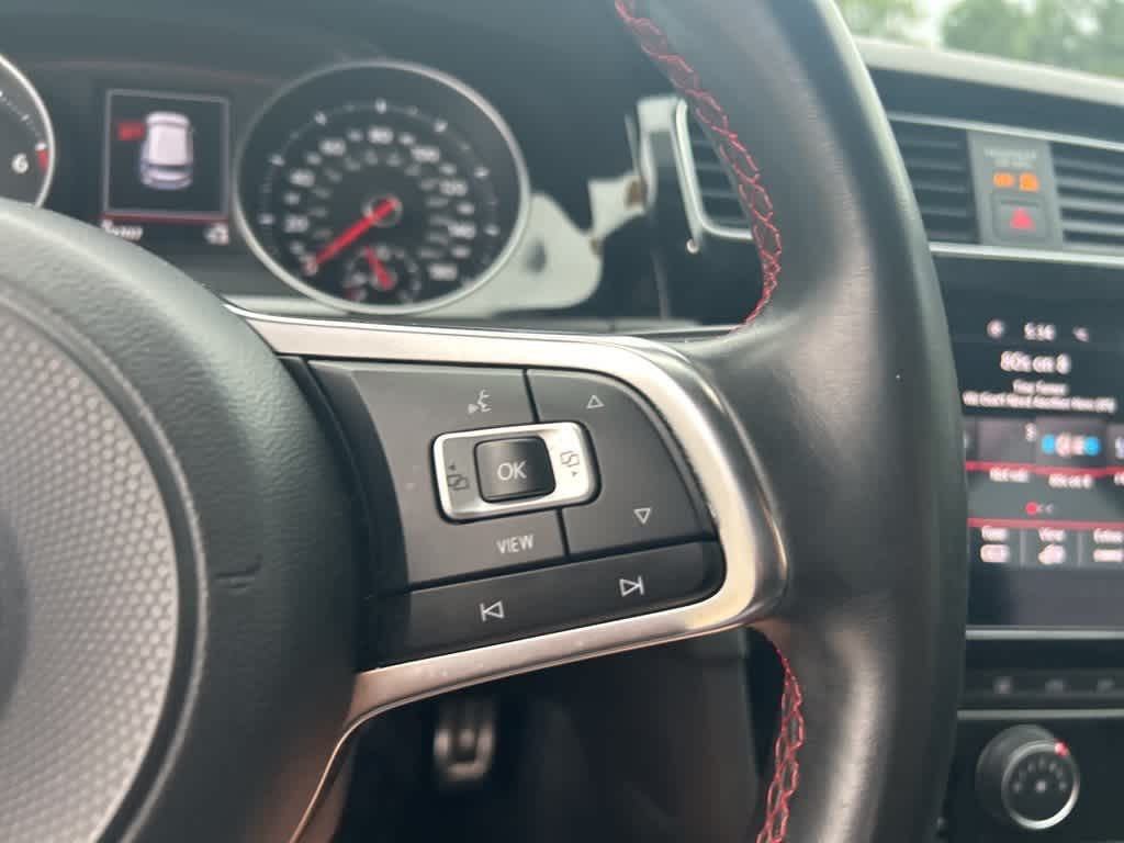 Thumbnail: 2020 Volkswagen Golf - 18