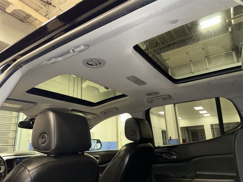 Thumbnail: 2017 GMC Acadia - 26