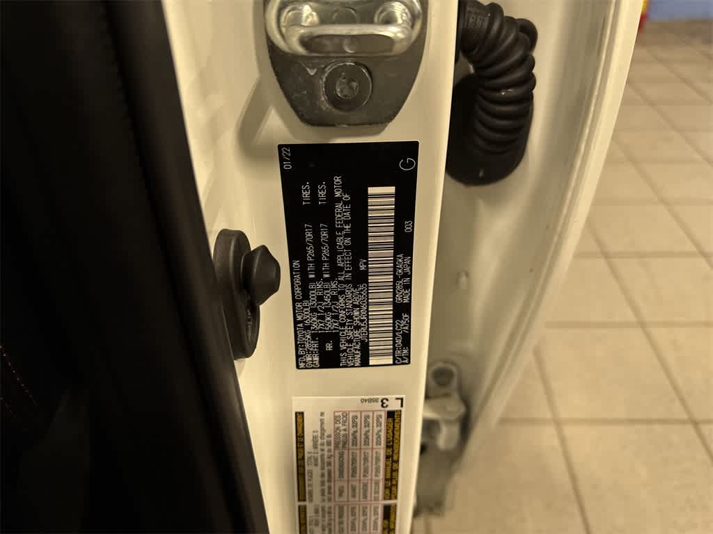 Thumbnail: 2022 Toyota 4Runner - 14