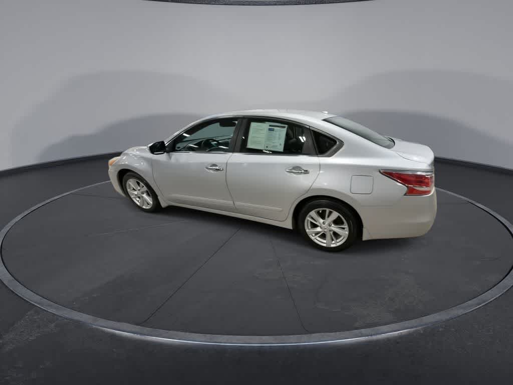 Thumbnail: 2015 Nissan Altima - 6